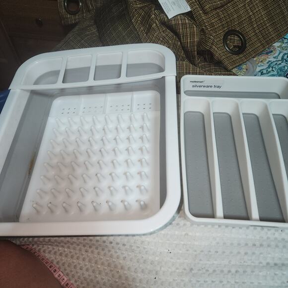 COLLAPSIBLE DUSH DRAINER & SILVERWARE ORGANIZER SET - Picture 1 of 8